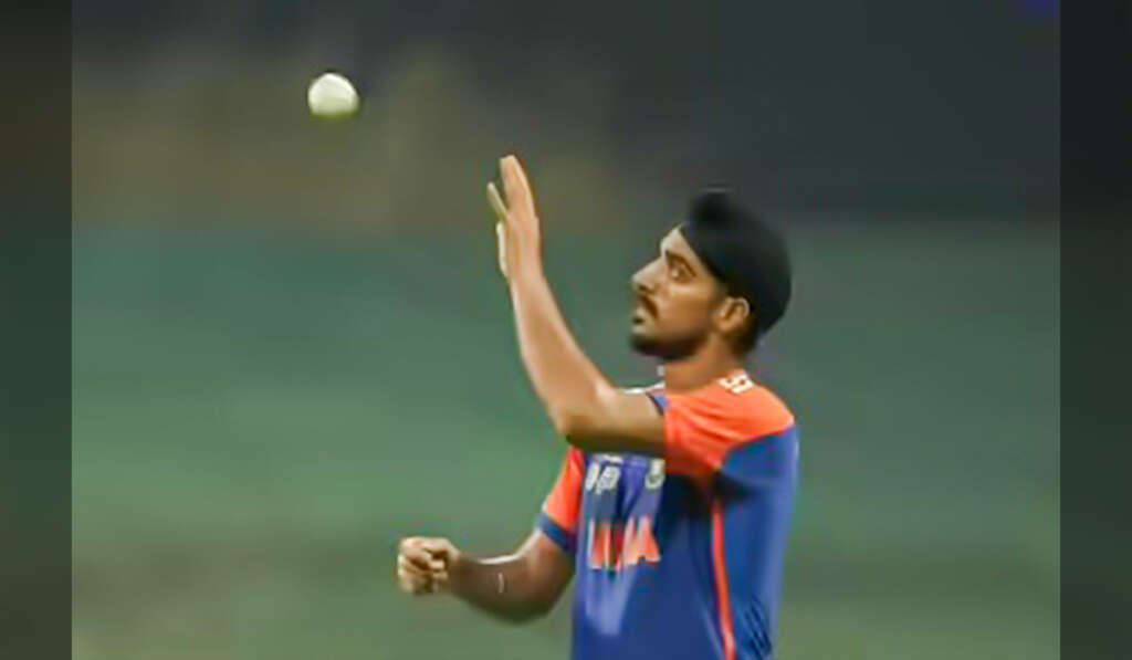 ਅਰਸ਼ਦੀਪ ਸਿੰਘ: ਕੌਮਾਂਤਰੀ ਕ੍ਰਿਕਟ 'ਚ ਖੱਬੇ ਹੱਥ ਦਾ ਜਾਦੂਗਰ 9 T20 World Cup