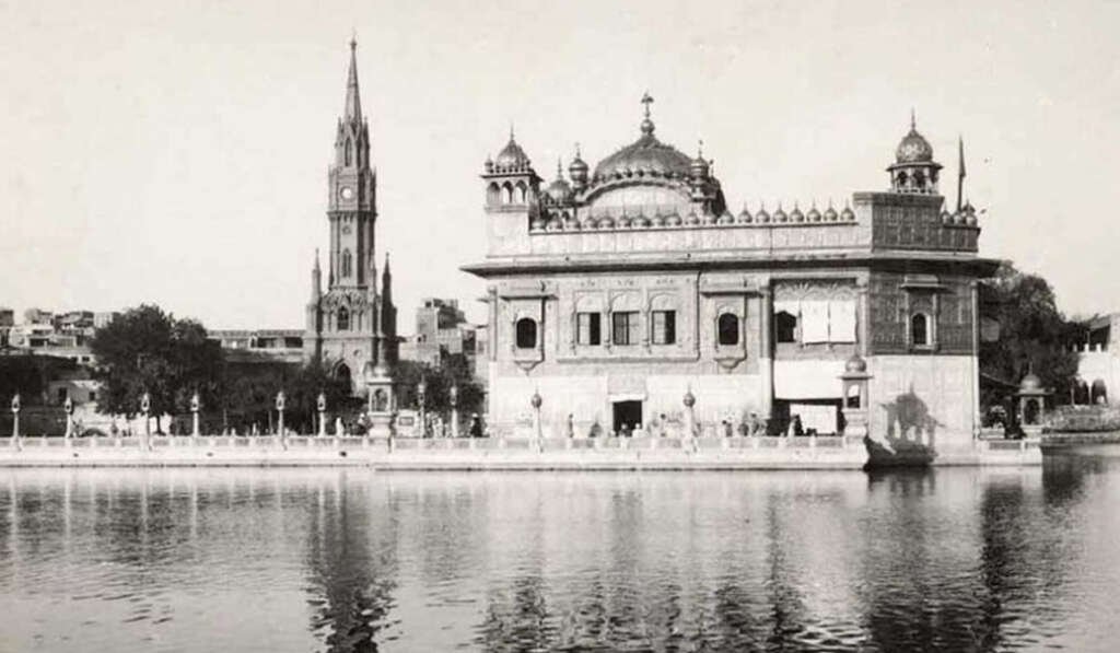 building of Sri Harmandir Sahib