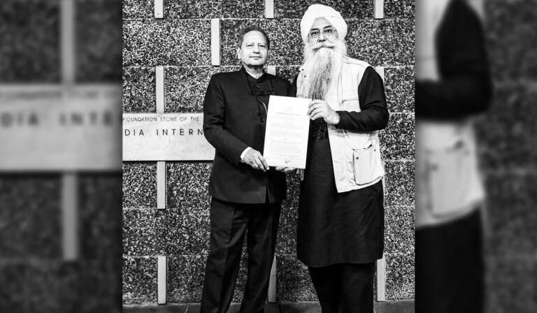 ਇੱਕ ਹਵੇਲੀ, ਇੱਕ ਵਿਰਾਸਤ, ਅਤੇ ਇੱਕ ਉੱਚਾ ਸੱਦਾ: ਕਪੂਰਥਲਾ ਦੀ ਨਵੀਂ ਸੱਭਿਆਚਾਰਕ ਭਾਈਵਾਲੀ ਕਿਉਂ ਮਾਇਨੇ ਰੱਖਦੀ ਹੈ 9 After signing the MOU