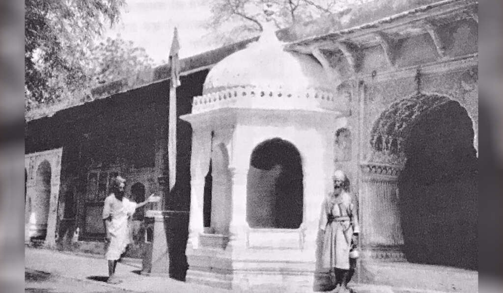 ਸ੍ਰੀ ਗੁਰੂ ਗੋਬਿੰਦ ਸਿੰਘ ਜੀ ਤੋਂ ਬਾਅਦ ਅਨੰਦਪੁਰ ਸਾਹਿਬ ਦੀ ਪੁਨਰ-ਸਥਾਪਨਾ 9 Akal Bunga Sahib