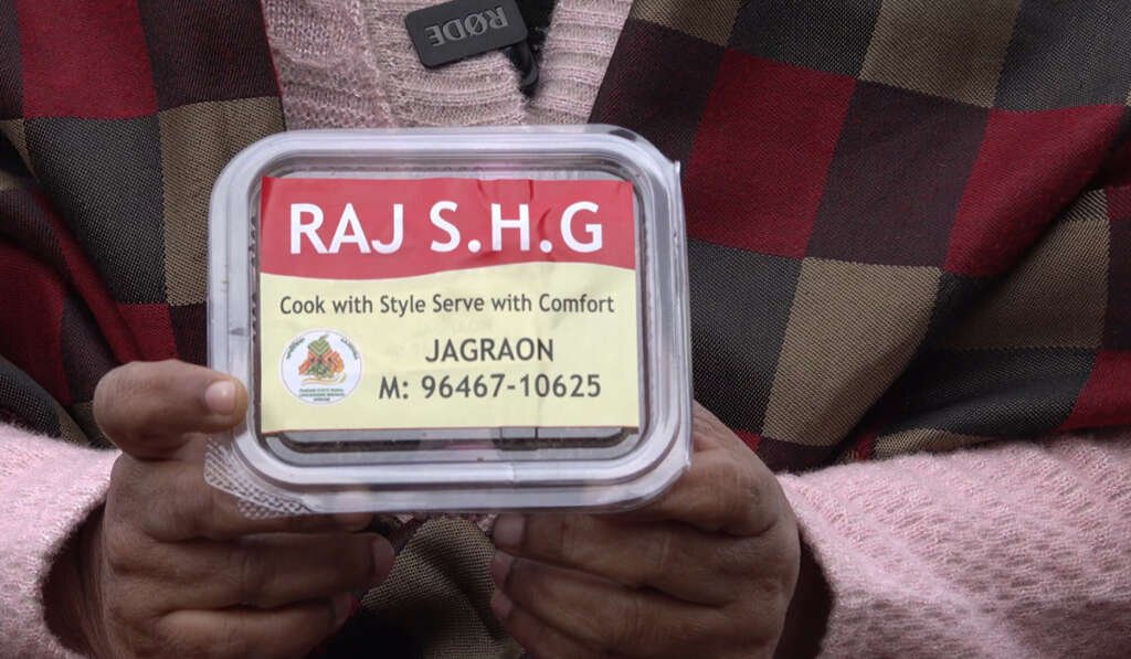 ਰਸੋਈ ਤੋਂ ਰੁਜ਼ਗਾਰ ਤੱਕ: ਪੰਜਾਬ ਦੀ ਰਾਜਵਿੰਦਰ ਕੌਰ ਨੇ “ਘਰੇਲੂ ਸਵਾਦ” ਨੂੰ ਬਣਾਇਆ ਇੱਕ ਮਜ਼ਬੂਤ ਬਿਜ਼ਨੈੱਸ ਬ੍ਰਾਂਡ 7 Self Help Group