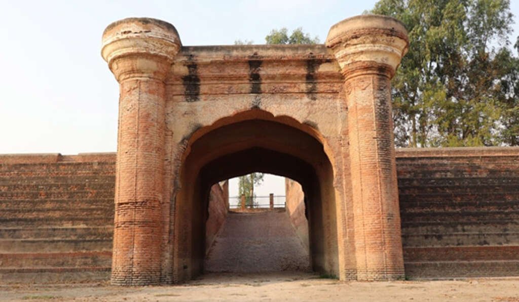 ਪੰਜਾਬ ਦਾ ਤਾਜ ਮਹਿਲ - “ਪੁਲ ਕੰਜਰੀ”: ਜਿਥੇ ਅੱਜ ਵੀ ਸਾਹ ਲੈਂਦਾ ਹੈ ਸ਼ੇਰ-ਏ-ਪੰਜਾਬ ਦਾ ਸੁਨਹਿਰੀ ਇਤਿਹਾਸ 7 Witness to the wars