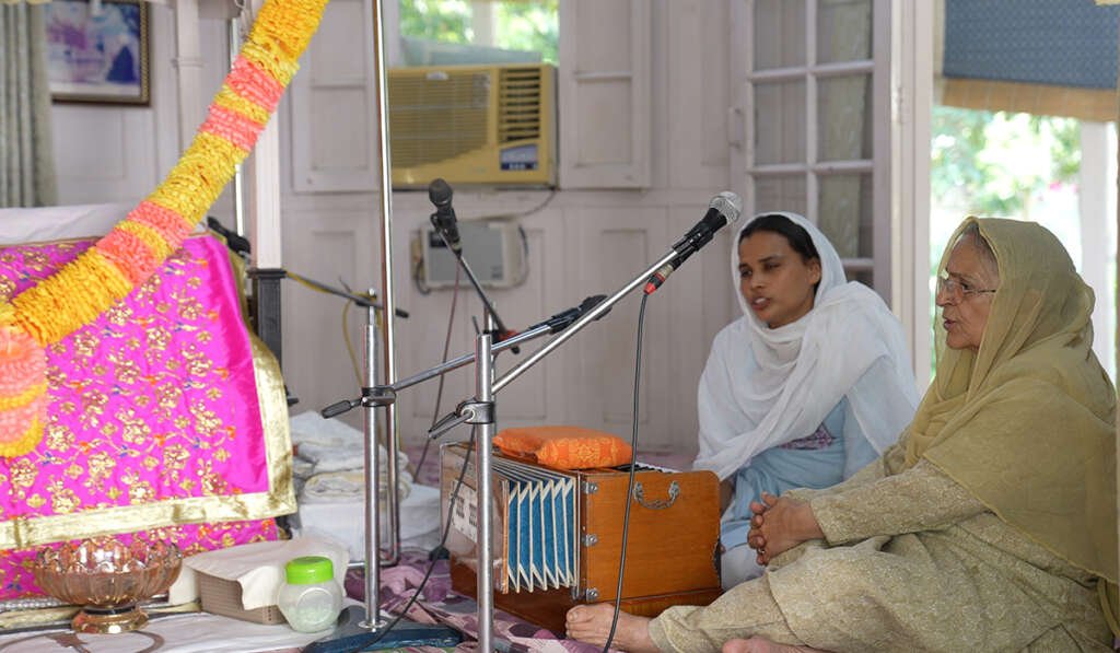 ਭਾਈ ਵੀਰ ਸਿੰਘ ਮਿਊਜ਼ੀਅਮ: ਪੰਜਾਬੀ ਸਾਹਿਤ, ਸਿੱਖੀ ਅਤੇ ਸੰਸਕਾਰਾਂ ਦਾ ਜੀਉਂਦਾ ਇਤਿਹਾਸ 8 Tradition of service and music