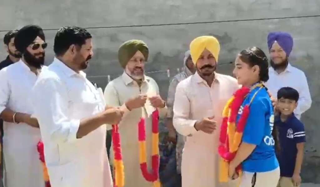 ਜੈਮਲਵਾਲਾ ਦੀ ਧੀ ਸੁਖਮਨਪ੍ਰੀਤ ਕੌਰ ਨੇ Karate Championship 2026 ‘ਚ ਜਿੱਤਿਆ ਚਾਂਦੀ ਦਾ ਤਗਮਾ 5 Karate Championship 2026 2