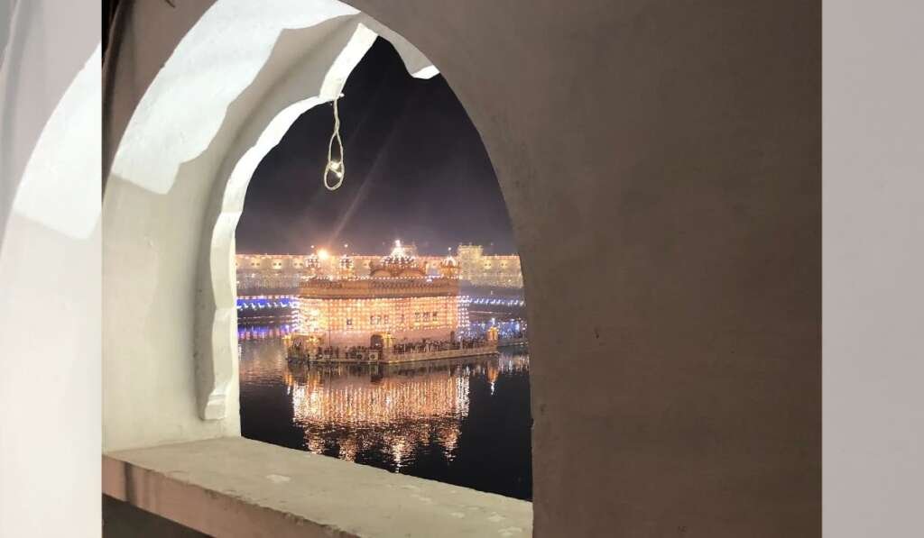 ਗੁਰੂ ਹਰਗੋਬਿੰਦ ਜੀ ਦਾ ਮੀਰੀ-ਪੀਰੀ ਦਾ ਸੰਕਲਪ: ਸਿੱਖ ਧਰਮ ਦੇ ਵਿਕਾਸ ‘ਚ ਇੱਕ ਪਰਿਵਰਤਨ ਬਿੰਦੂ 6 Miri Piri Concept of Guru Hargobind Ji 3
