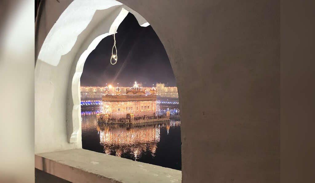 ਗੁਰੂ ਹਰਿਗੋਬਿੰਦ ਜੀ ਦਾ ਮੀਰੀ-ਪੀਰੀ ਦਾ ਸੰਕਲਪ: ਸਿੱਖ ਧਰਮ ਦੇ ਵਿਕਾਸ ਵਿੱਚ ਇੱਕ ਅਹਿਮ ਮੋੜ 6 Sadda Punjab Image 4