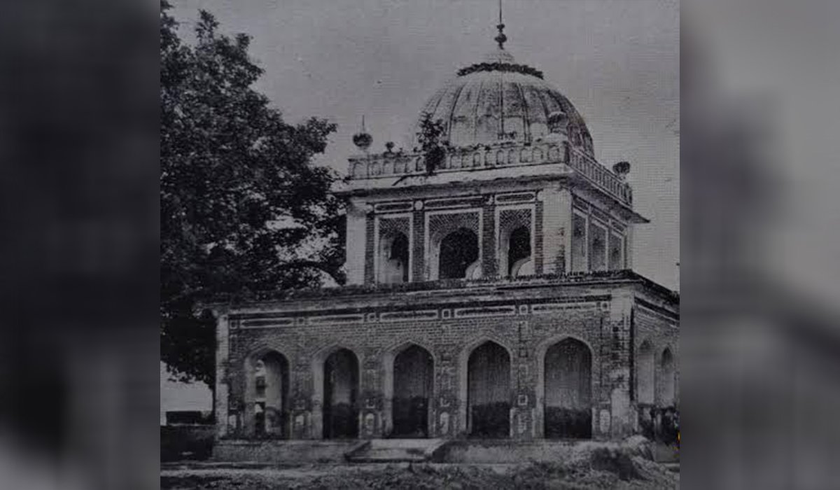 79 ਸਾਲਾਂ ਬਾਅਦ ਸਿੱਖ ਸੰਗਤ ਲਈ ਮੁੜ ਖੁੱਲ੍ਹਿਆ ਲਾਹੌਰ ਦਾ ਇਤਿਹਾਸਕ 'ਗੁਰਦੁਆਰਾ ਪਾਤਸ਼ਾਹੀ ਛੇਵੀਂ' 3 Historical records indicate