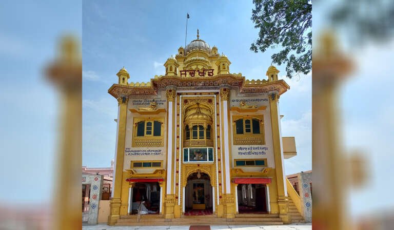 ਰਵਿਦਾਸੀਆ ਭਾਈਚਾਰਾ - ਕੀ ਹੈ ਇਤਿਹਾਸ ਅਤੇ ਕਿਉਂ ਹੈ ਪੰਜਾਬ ਦੀ ਰਾਜਨੀਤੀ ਵਿੱਚ ਅਹਿਮੀਅਤ? 6 Ravidasiya Community What is History and Why is it Important in Punjab Politics