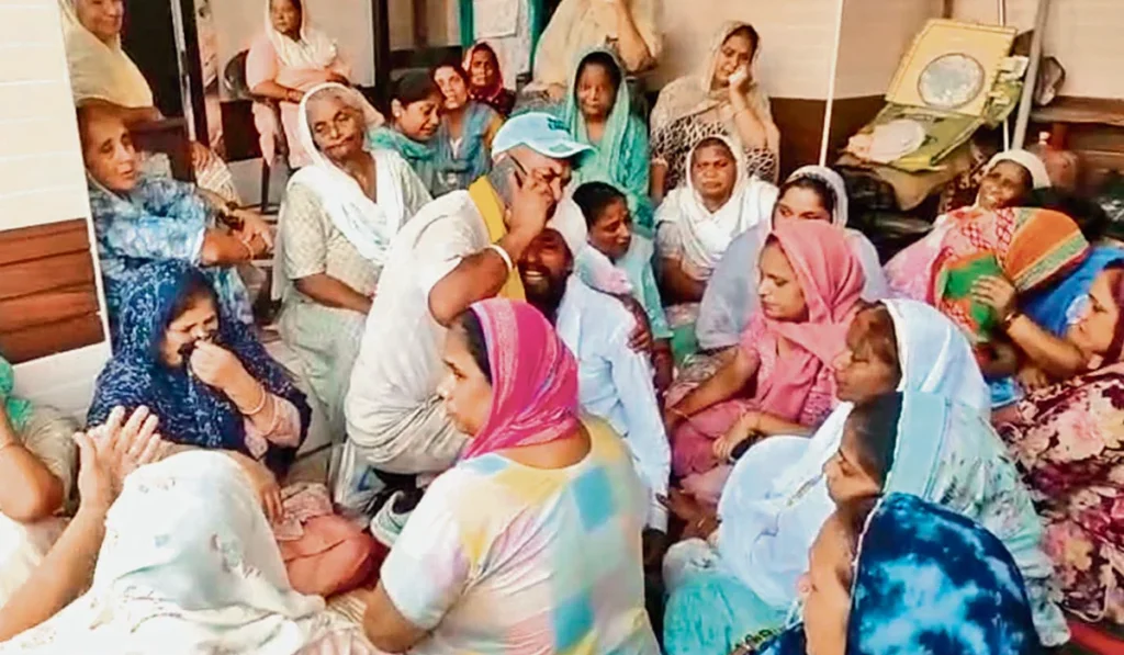 ਡੰਕੀ ਰੂਟ ਤੋਂ ਨਿਊਯਾਰਕ ਤੱਕ… ਫਿਰ ਗੋਲੀਆਂ ਨੇ ਖੋਹ ਲਈ ਪੰਜਾਬੀ ਨੌਜਵਾਨ ਦੀ ਜ਼ਿੰਦਗੀ 5 Family has no son got a loan of lakhs