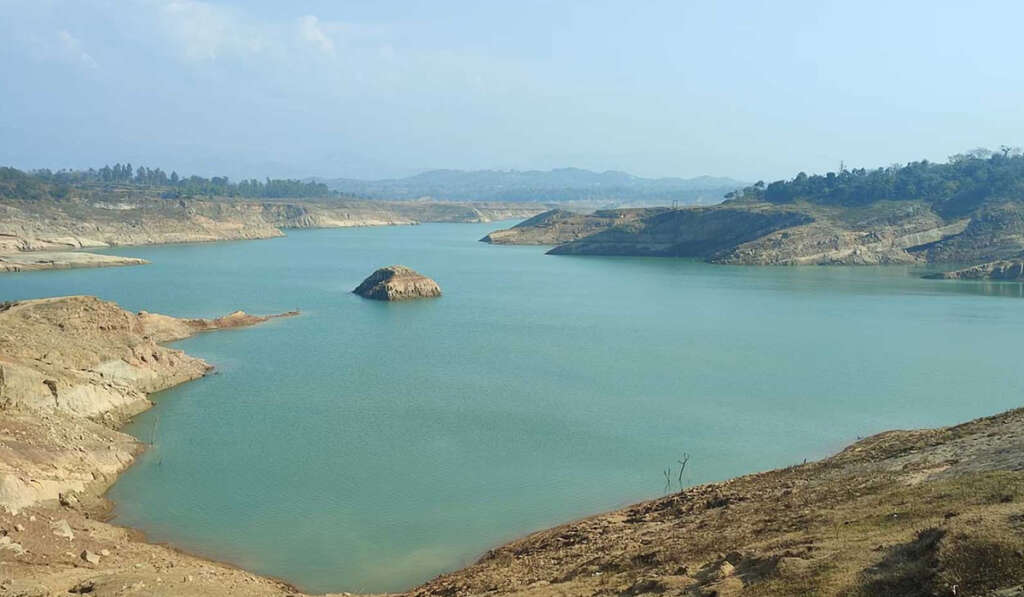 Dams and Water Resources