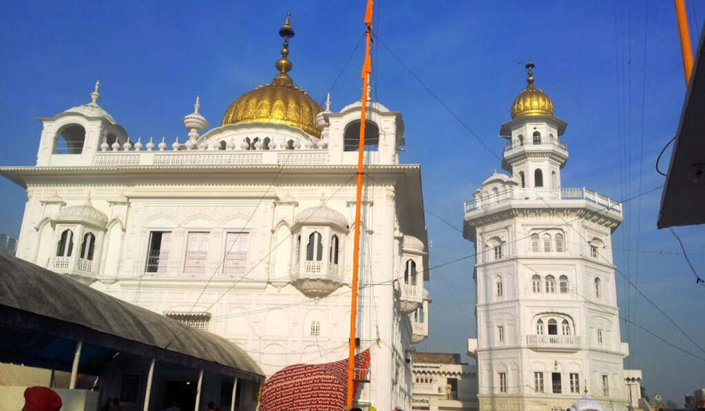 500 ਦੀਨਾਰ, ਇੱਕ ਸ਼ਰਧਾਲੂ ਤੇ “ਸੱਚਾ ਗੁਰੂ ਲਾਧੋ ਰੇ” ਦੀ ਪੁਕਾਰ 11 One last thing