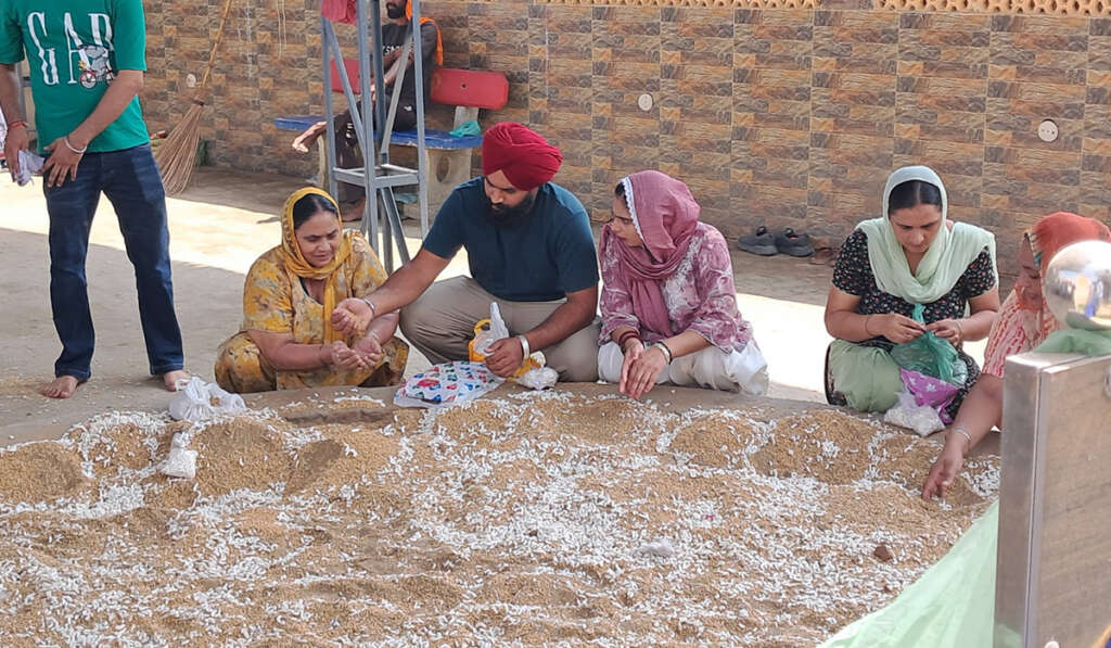 ਛਪਾਰ ਦਾ ਮੇਲਾ! ਪੰਜਾਬ ਦੀ ਇਤਿਹਾਸਕ ਵਿਰਾਸਤ ਰਾਜਨੀਤੀ ਤੋਂ ਲੈ ਕੇ ਸਭਿਆਚਾਰ ਦਾ ਹਰ ਰੰਗ ਮੇਲੇ 'ਚ…! 8 Sadda Punjab Image 10 1