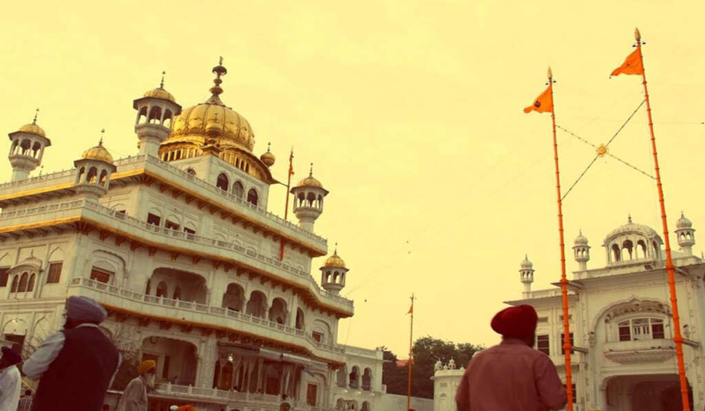 ਸ੍ਰੀ ਅਕਾਲ ਤਖ਼ਤ ਸਾਹਿਬ! ਭਗਤੀ-ਸ਼ਕਤੀ, ਮੀਰੀ-ਪੀਰੀ ਅਤੇ ਸੁਤੰਤਰ ਸਿੱਖ ਸੋਚ ਦਾ ਇਲਾਹੀ ਕੇਂਦਰ 4 Akal takhat