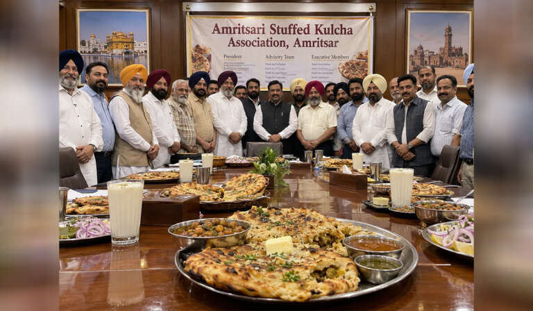 ਅੰਮ੍ਰਿਤਸਰ ਦੇ ਕੁਲਚੇ ਲਈ ਕਮੇਟੀ ਬਣੀ, ਹੁਣ ਜਲਦ ਮਿਲ ਸਕਦਾ ਹੈ ਖ਼ਾਸ ਟੈਗ 6 Amritsari Stuffed Kulcha Association Amritsar