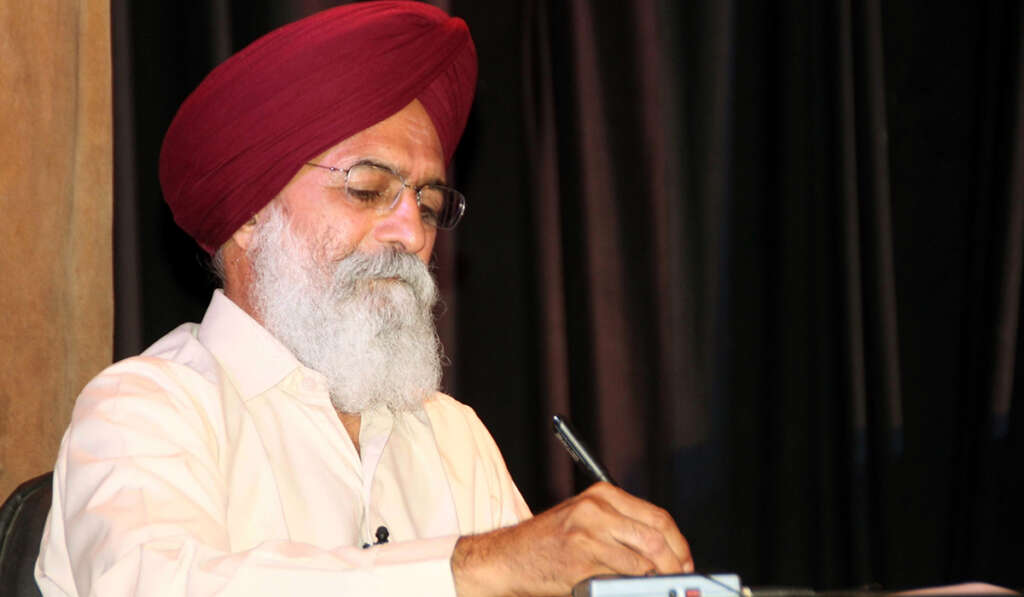 ਜਦੋਂ ਤੁਰੇ ਤਾਂ ਰਾਹ ਬਣ ਗਏ: ਪੰਜਾਬੀ ਸ਼ਾਇਰੀ ਦੇ ਚਾਨਣ-ਮੁਨਾਰੇ ਡਾ. ਸੁਰਜੀਤ ਪਾਤਰ 4 Punjabi poet Surjit Patar