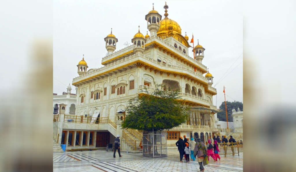 ਸ੍ਰੀ ਅਕਾਲ ਤਖ਼ਤ ਸਾਹਿਬ! ਭਗਤੀ-ਸ਼ਕਤੀ, ਮੀਰੀ-ਪੀਰੀ ਅਤੇ ਸੁਤੰਤਰ ਸਿੱਖ ਸੋਚ ਦਾ ਇਲਾਹੀ ਕੇਂਦਰ 5 Sadda Punjab Image 3 1